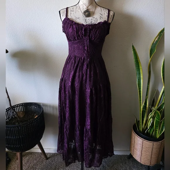 Cosmic Aura Plum Lace Dress - Picture 3 of 8